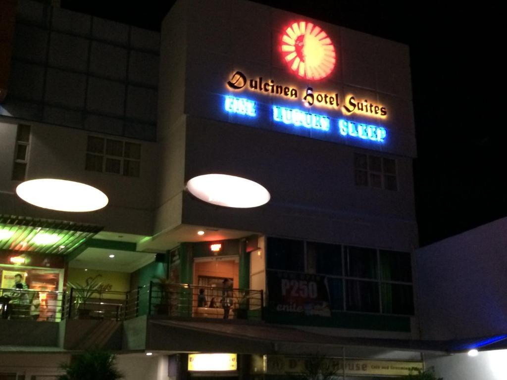 Cebu Dulcinea Hotel And Suites-Mactan Airport Hotel Lapu-Lapu City Dış mekan fotoğraf